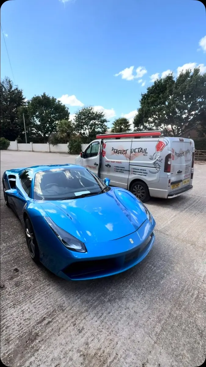 Ferrari 488 Spider, with the Perfect Detail van